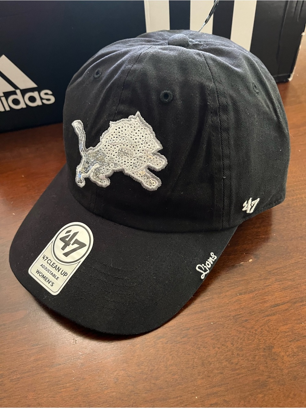Detroit Lions 47 Black Cap with Silver Embroidered Lion Logo
#lions #nfl